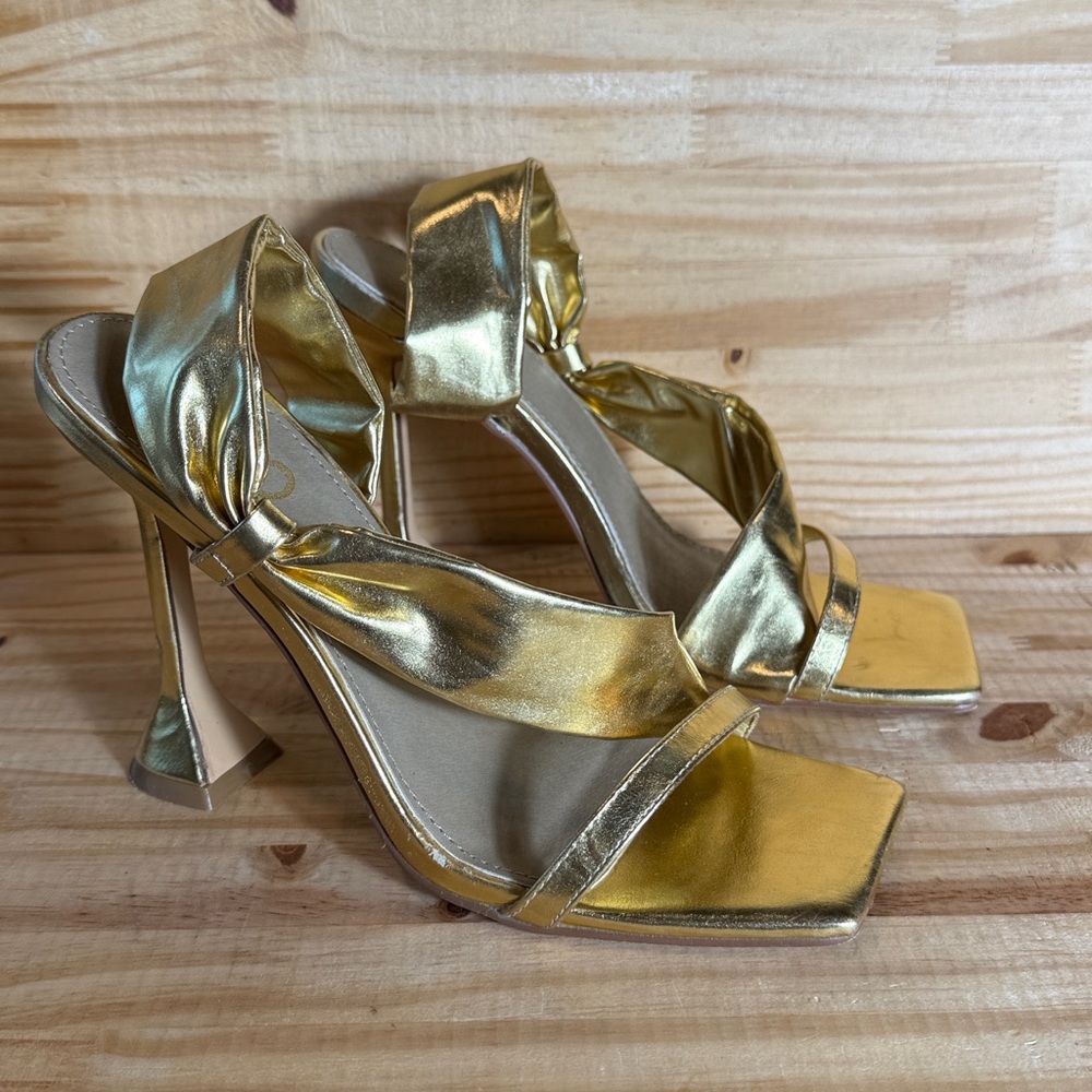 Ego Stacie Gold Square Open Toe Heels Size 6